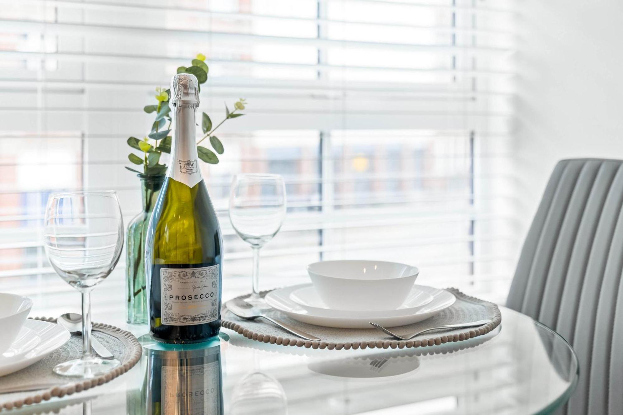 Luxury One Bed Apartment - Jewellery Quarter - Top Rated - 2Cs Бірмінгем Екстер'єр фото